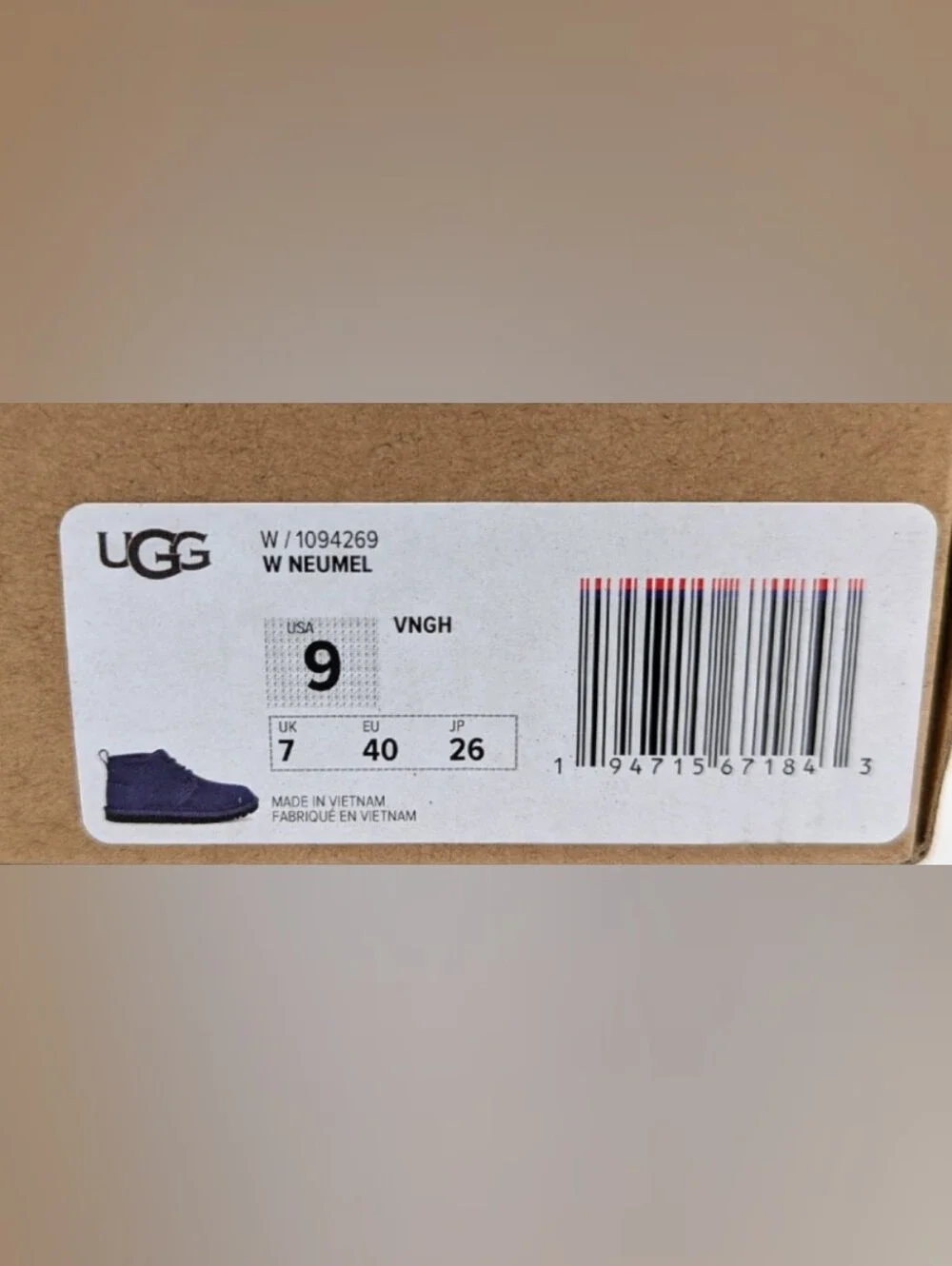 UGG Women's Neumel Suede Lace-Up Ankle Boots Size 9 NIB MSRP $150